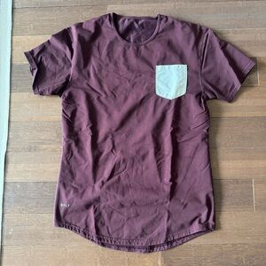 Men’s Bylt Basics short sleeve tee - M, maroon with white pocket